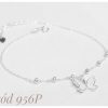 Pulsera plata dije mariposa y bolitas pasante.
