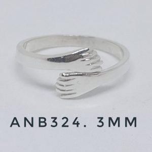ANB324. Anillo plata abrazo infinito. Ancho central 9mm